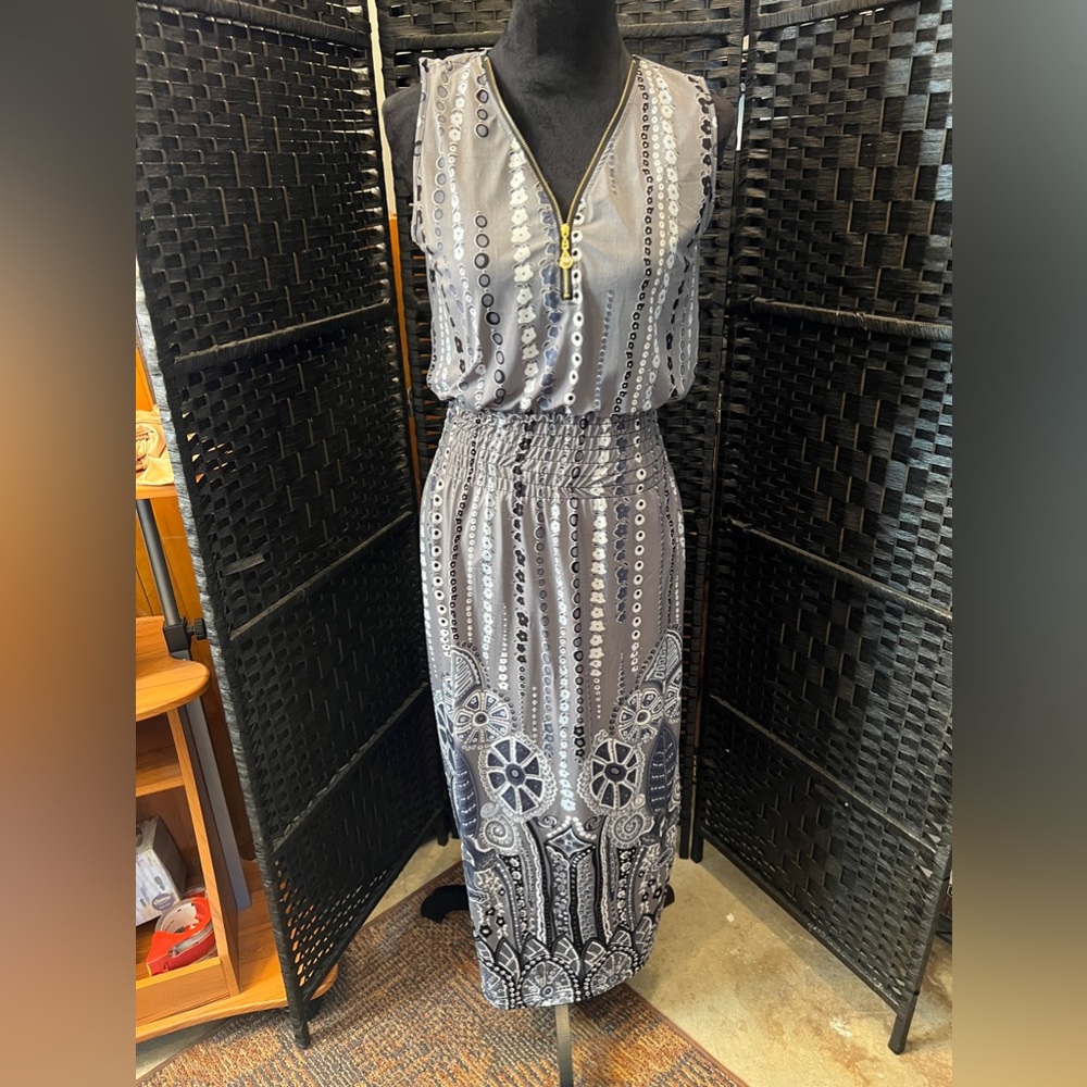 Gray Sleeveless Dress
